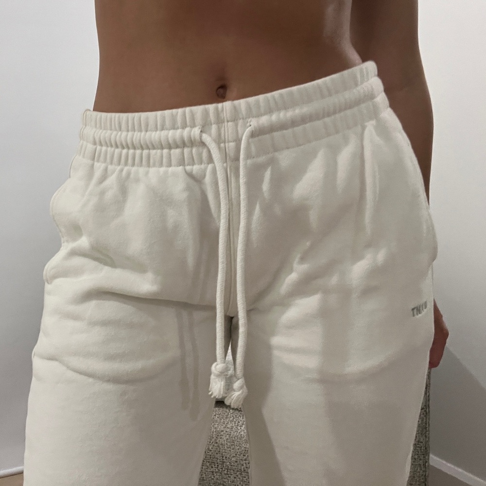 Aritzia Small White Fleece Sweatpant Joggers Size Small